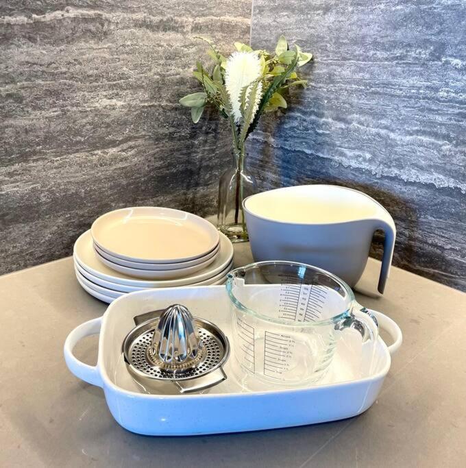 Luxury Stunning Riverview 1 Bedroom Apt 479F 골드코스트 외부 사진