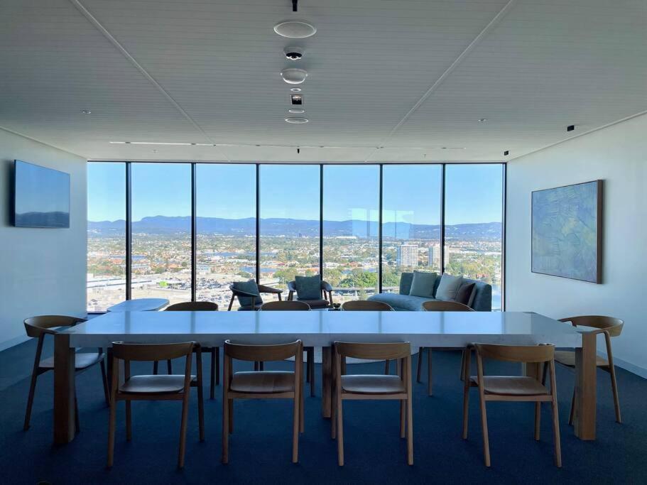 Luxury Stunning Riverview 1 Bedroom Apt 479F 골드코스트 외부 사진