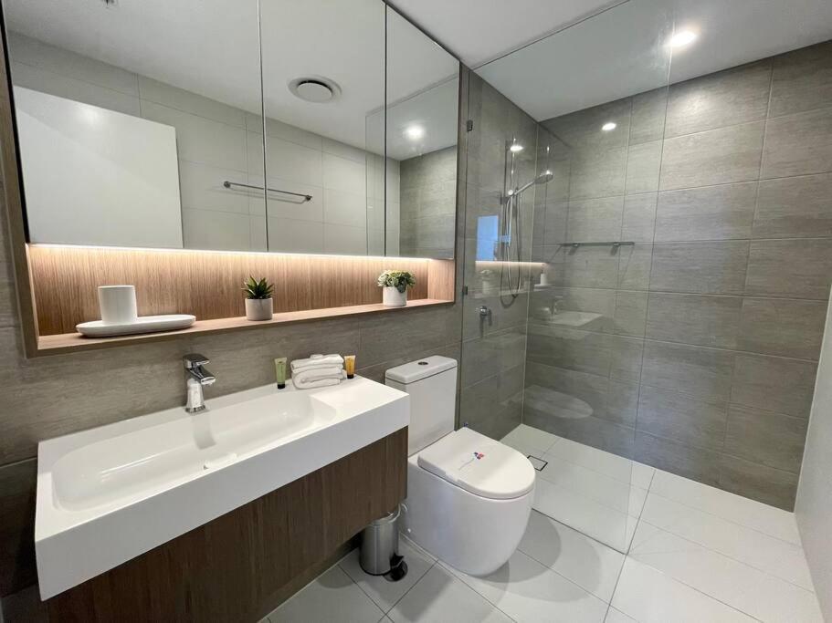 Luxury Stunning Riverview 1 Bedroom Apt 479F 골드코스트 외부 사진